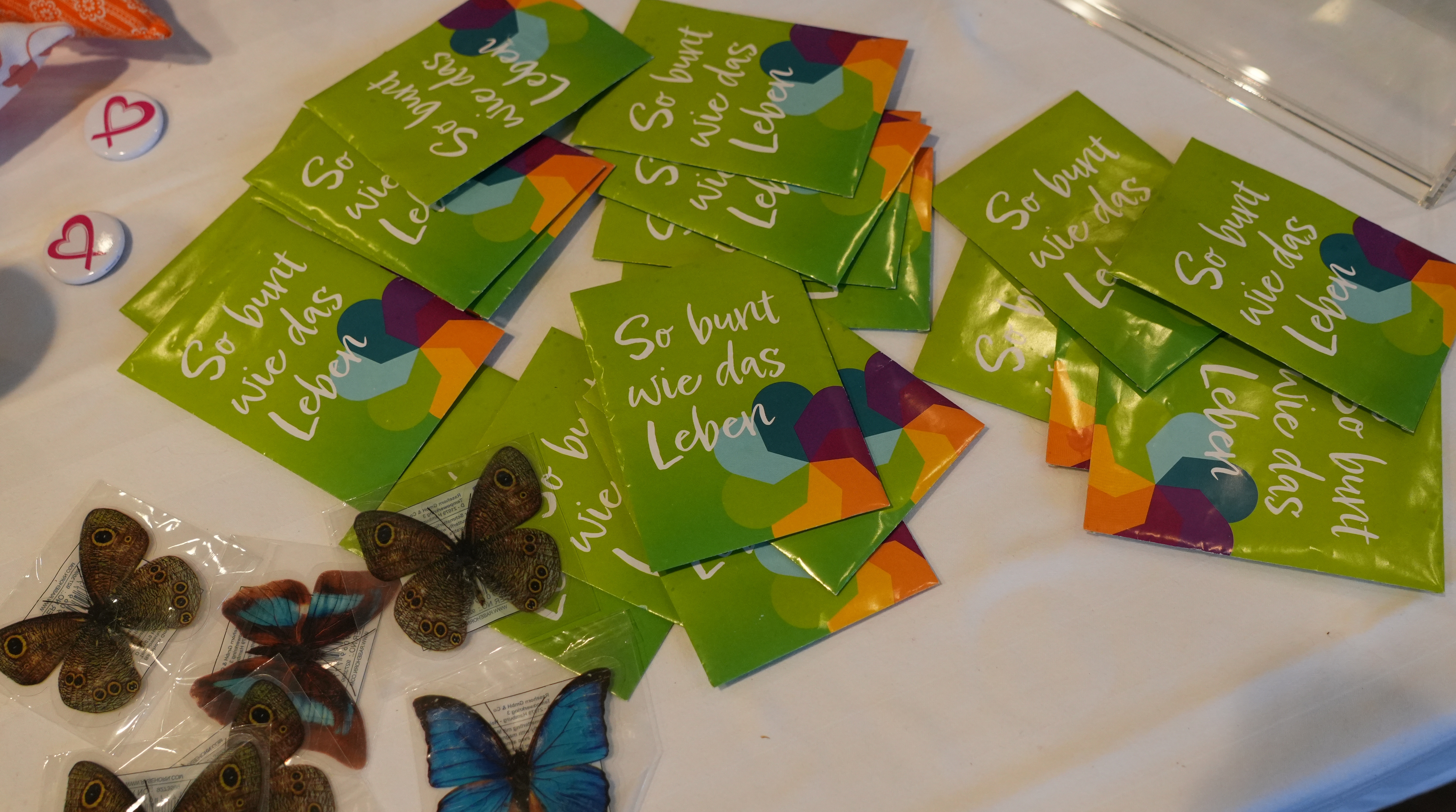 30JahreHDRL091125 BUNT becrima 