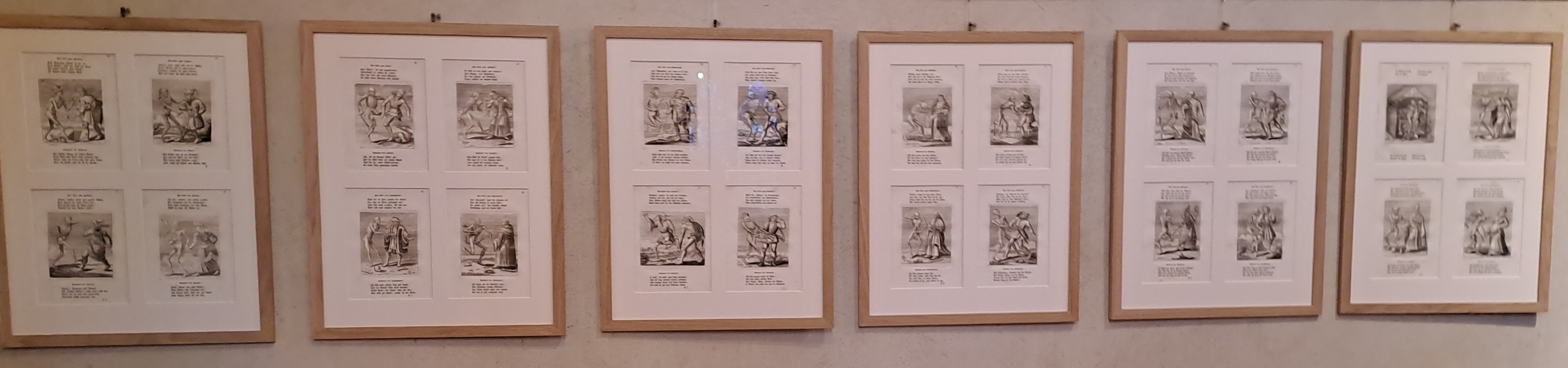 AufbauAusstellung100826 WasbleibtFlach becrima